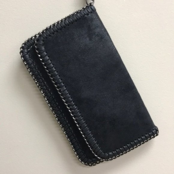 Inzi Women's Clutch - Picture 4 of 6